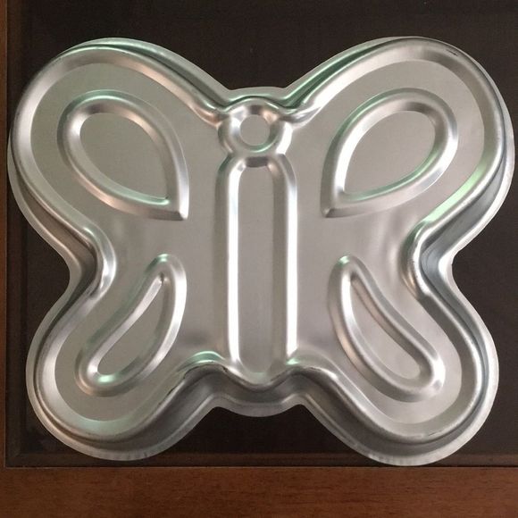 Wilton Kitchen Vintage979 Wilton Butterfly Cake Pan Poshmark